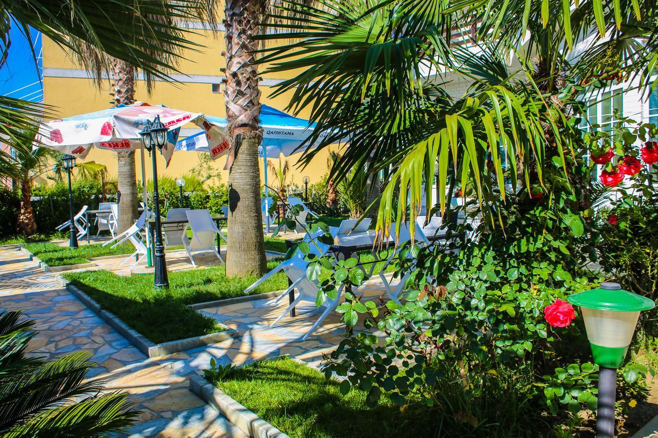 Hotel Venezia Golem  Exterior foto